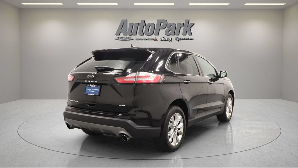 Used 2022 Ford Edge Titanium AWD/4WD image 8