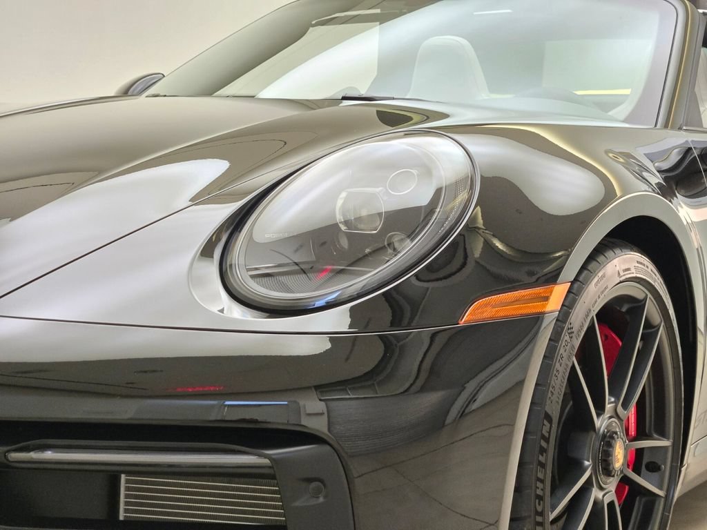 Used 2024 Porsche 911 Targa 4 GTS AWD/4WD image 5