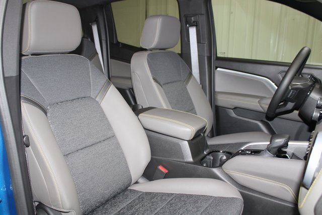 Used 2024 Chevrolet Colorado ZR2 w/ Technology Package image 21