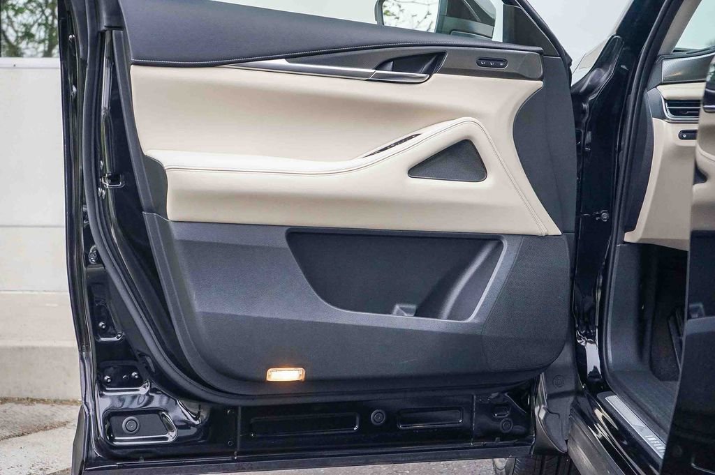 Certified 2023 INFINITI QX60 Luxe w/ Cargo Package image 19