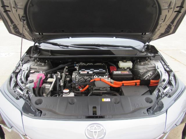 Used 2023 Toyota bZ4X XLE w/ Weather Package image 50