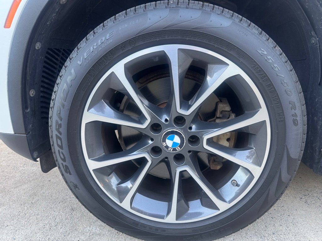 Used 2017 BMW X5 xDrive40e image 27