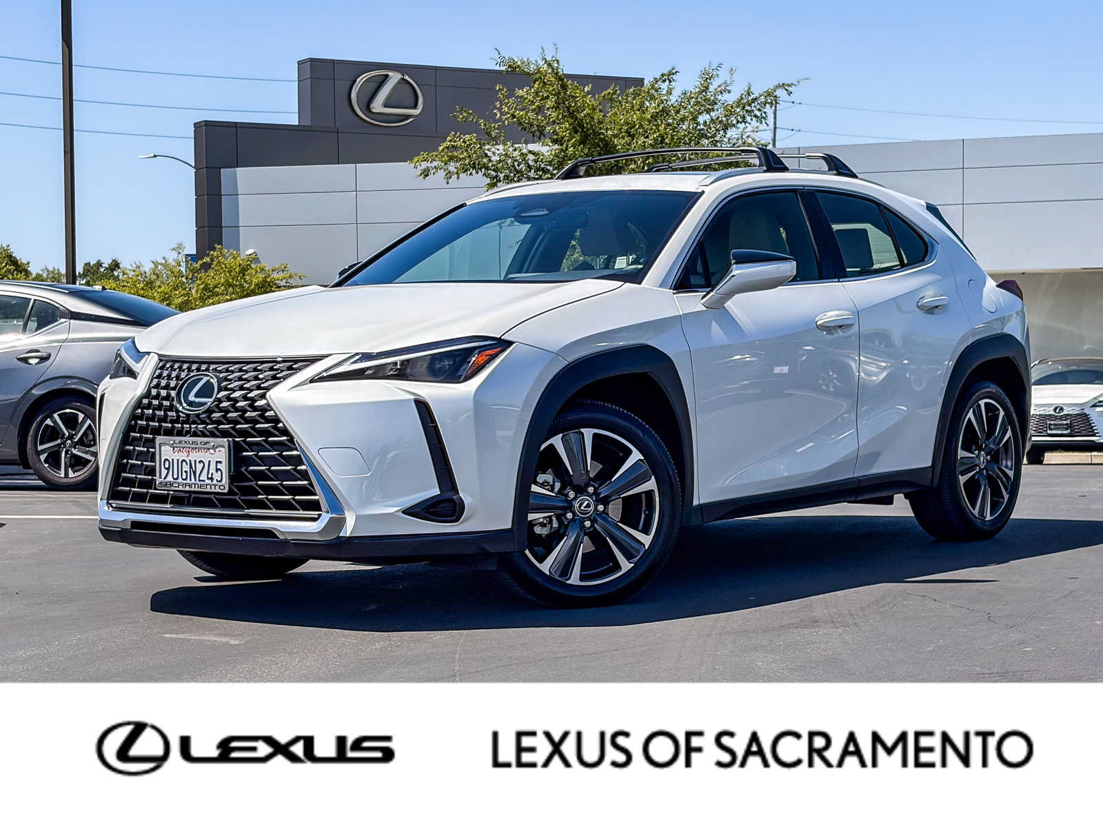 Certified 2025 Lexus UX 300h FWD w/ Accessory Package (Z2)