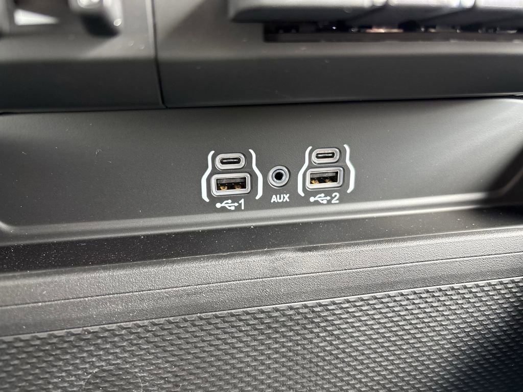 New 2026 RAM 3500 Big Horn AWD/4WD image 19