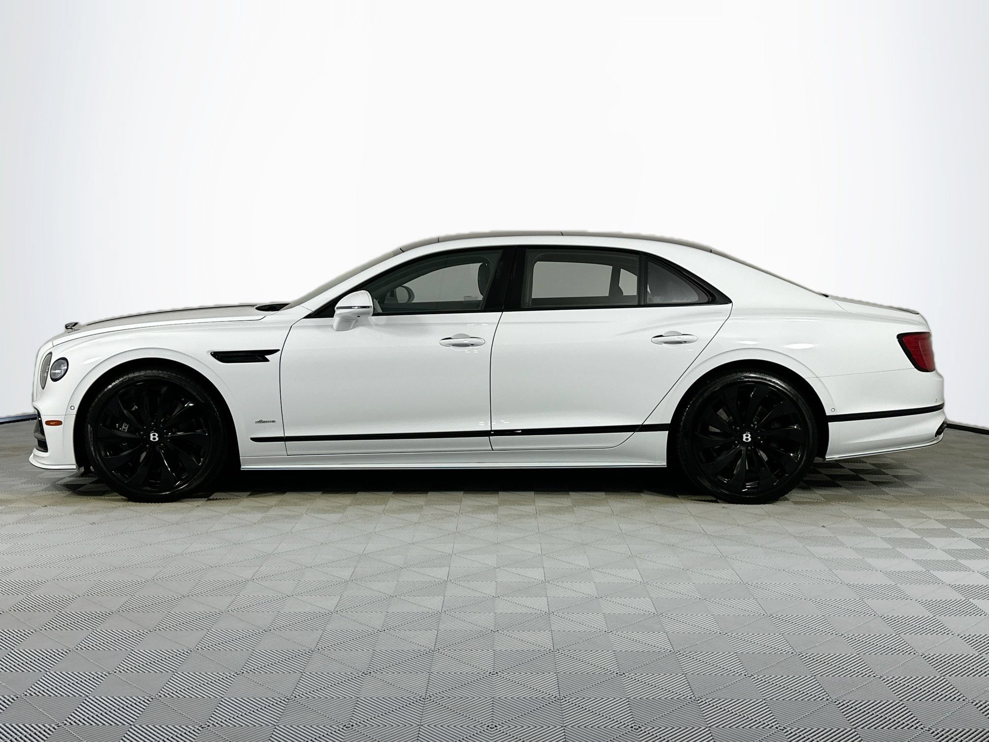 Used 2023 Bentley Flying Spur W12 AWD/4WD image 11