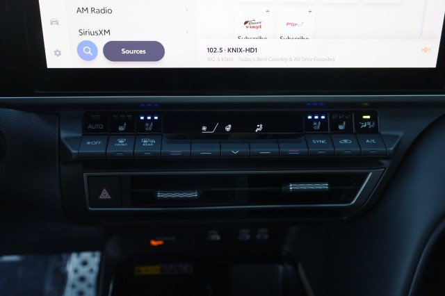 Used 2025 Toyota Camry XSE w/ Premium Package FWD image 32