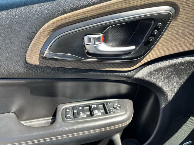 Used 2015 Chrysler 200 C w/ Navigation & Sound Group I AWD/4WD image 16