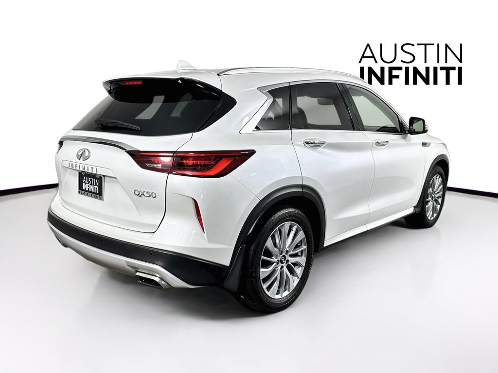 Certified 2023 INFINITI QX50 Luxe FWD image 10