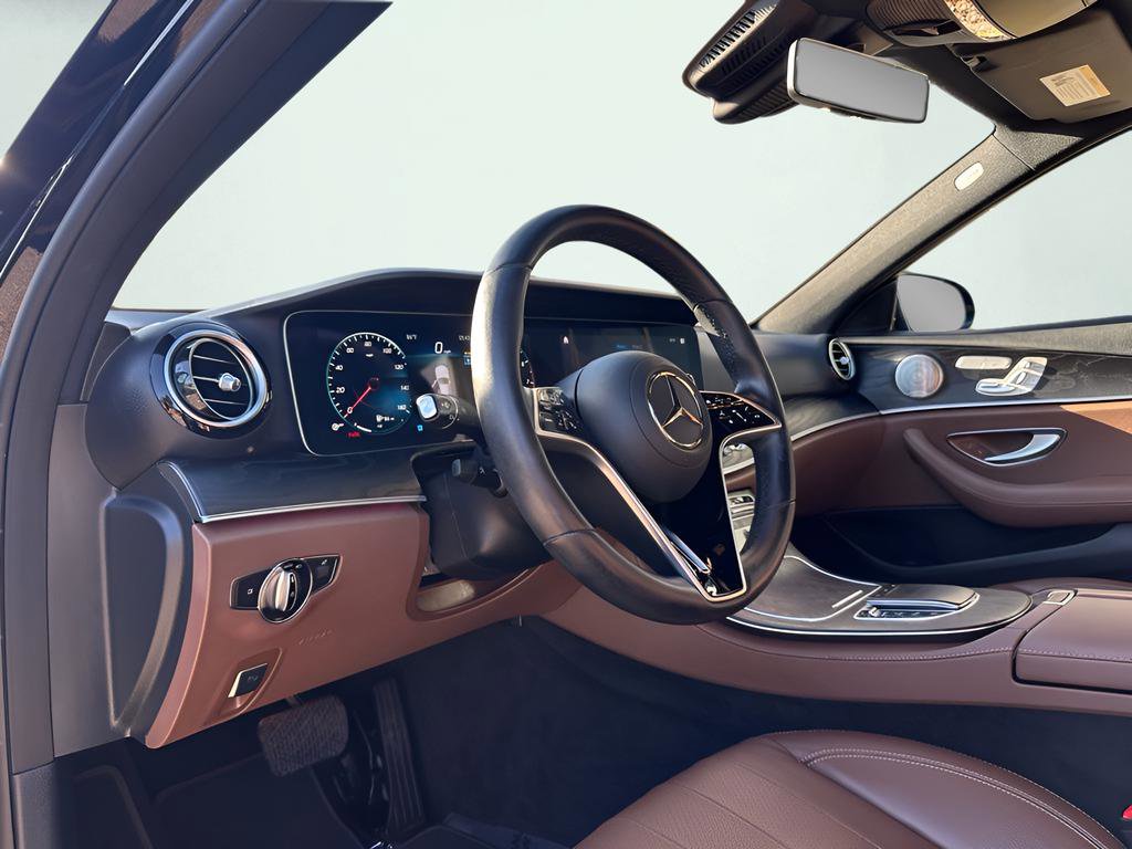 Used 2023 Mercedes-Benz E 350 Sedan image 2