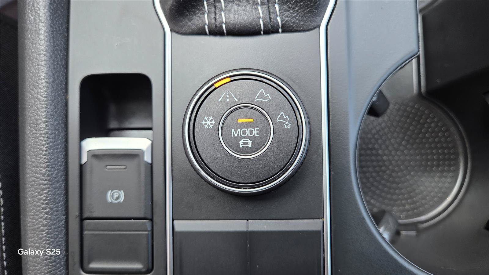 Certified 2021 Volkswagen Atlas S AWD/4WD image 24