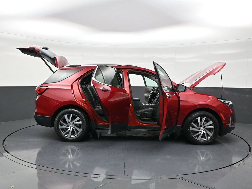Used 2024 Chevrolet Equinox Premier FWD image 29