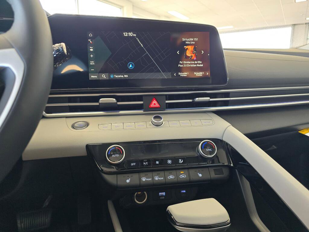 New 2026 Hyundai Elantra Limited image 26