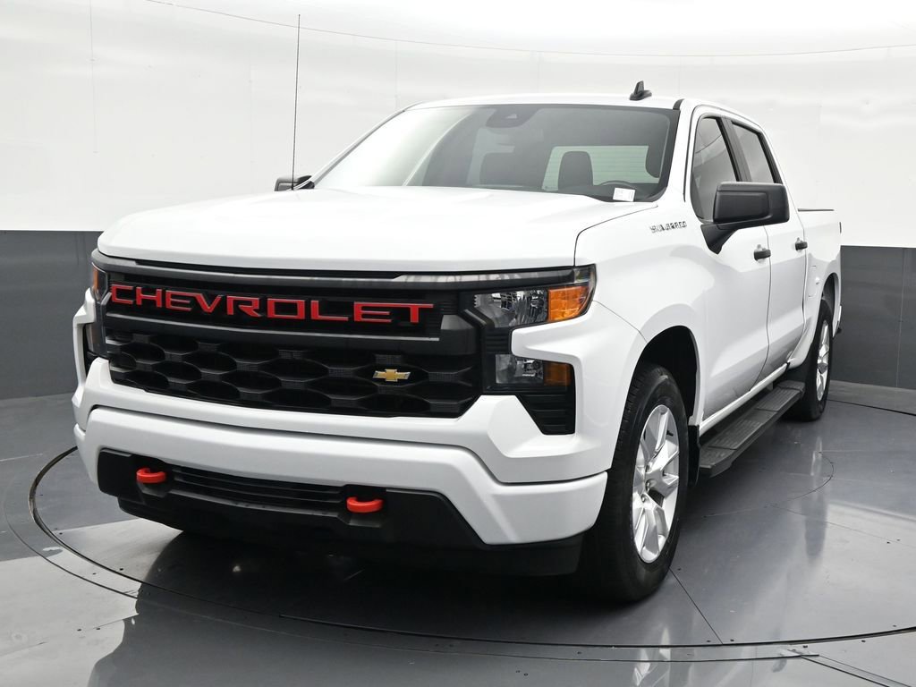 Used 2024 Chevrolet Silverado 1500 Custom RWD image 9