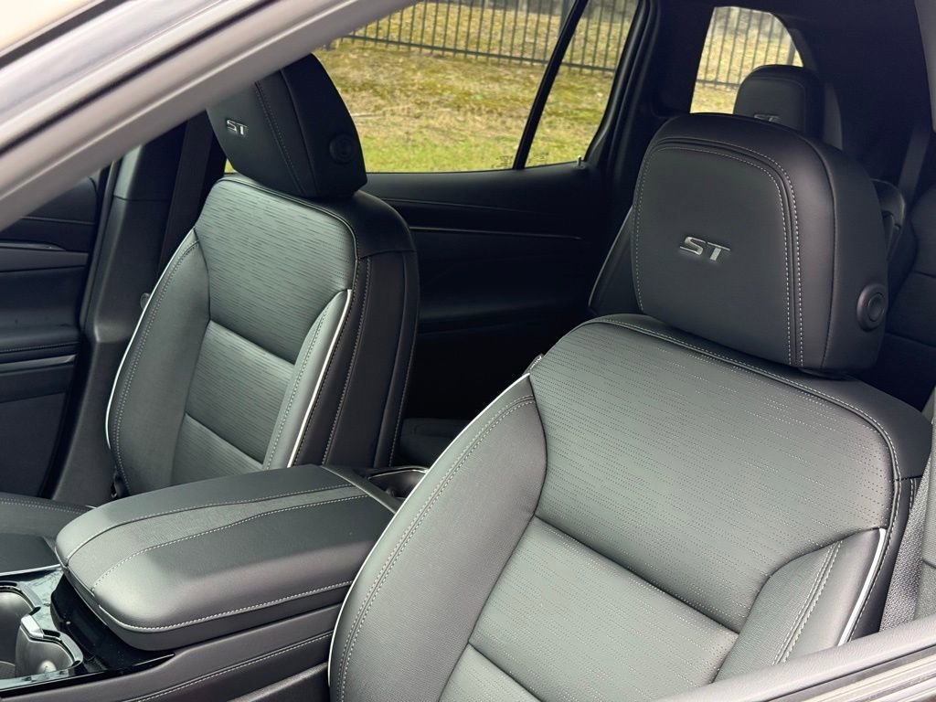 New 2026 Buick Enclave Sport Touring w/ Super Cruise Package FWD image 17
