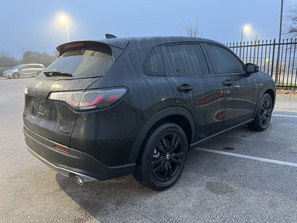 Certified 2026 Honda HR-V Sport image 4