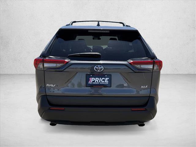 Used 2023 Toyota RAV4 XLE w/ Convenience Package FWD image 6