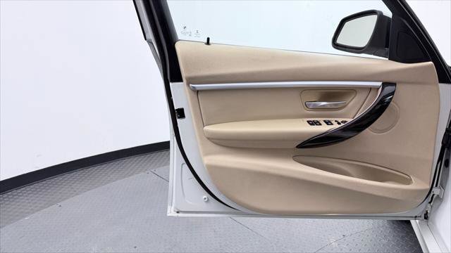 Used 2016 BMW 328i Sedan RWD image 13