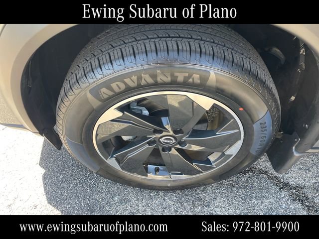 Used 2024 Nissan Rogue SV image 26