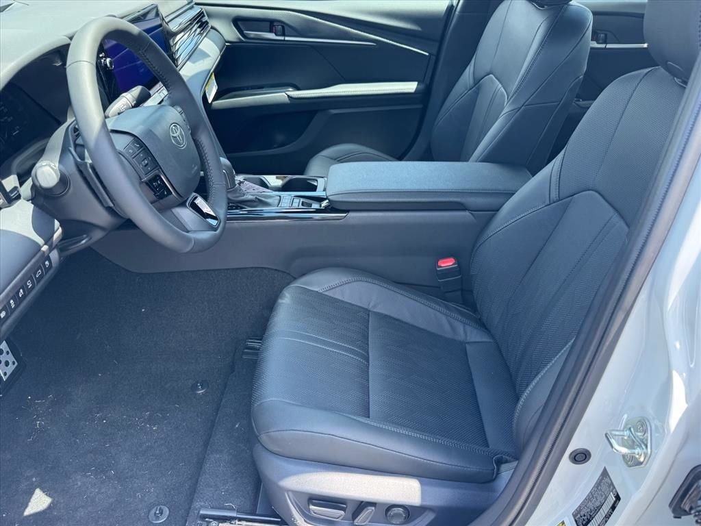 Used 2026 Toyota Camry XSE w/ Premium Plus Package FWD image 10