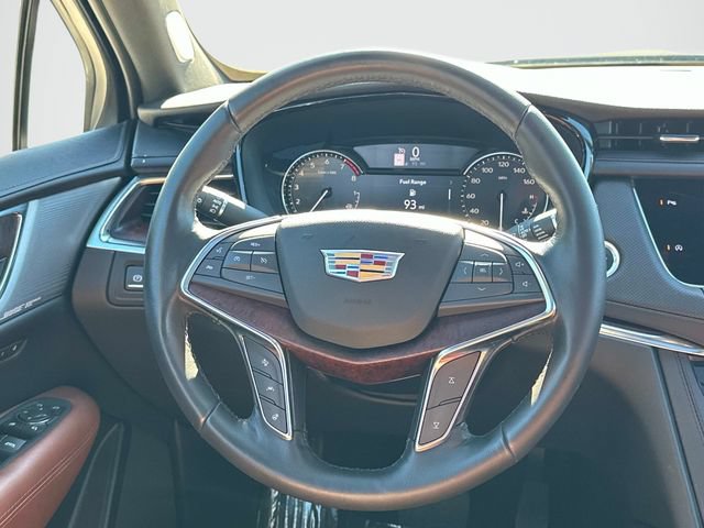 Used 2022 Cadillac XT5 Premium Luxury w/ LPO, ONYX Package AWD/4WD image 6