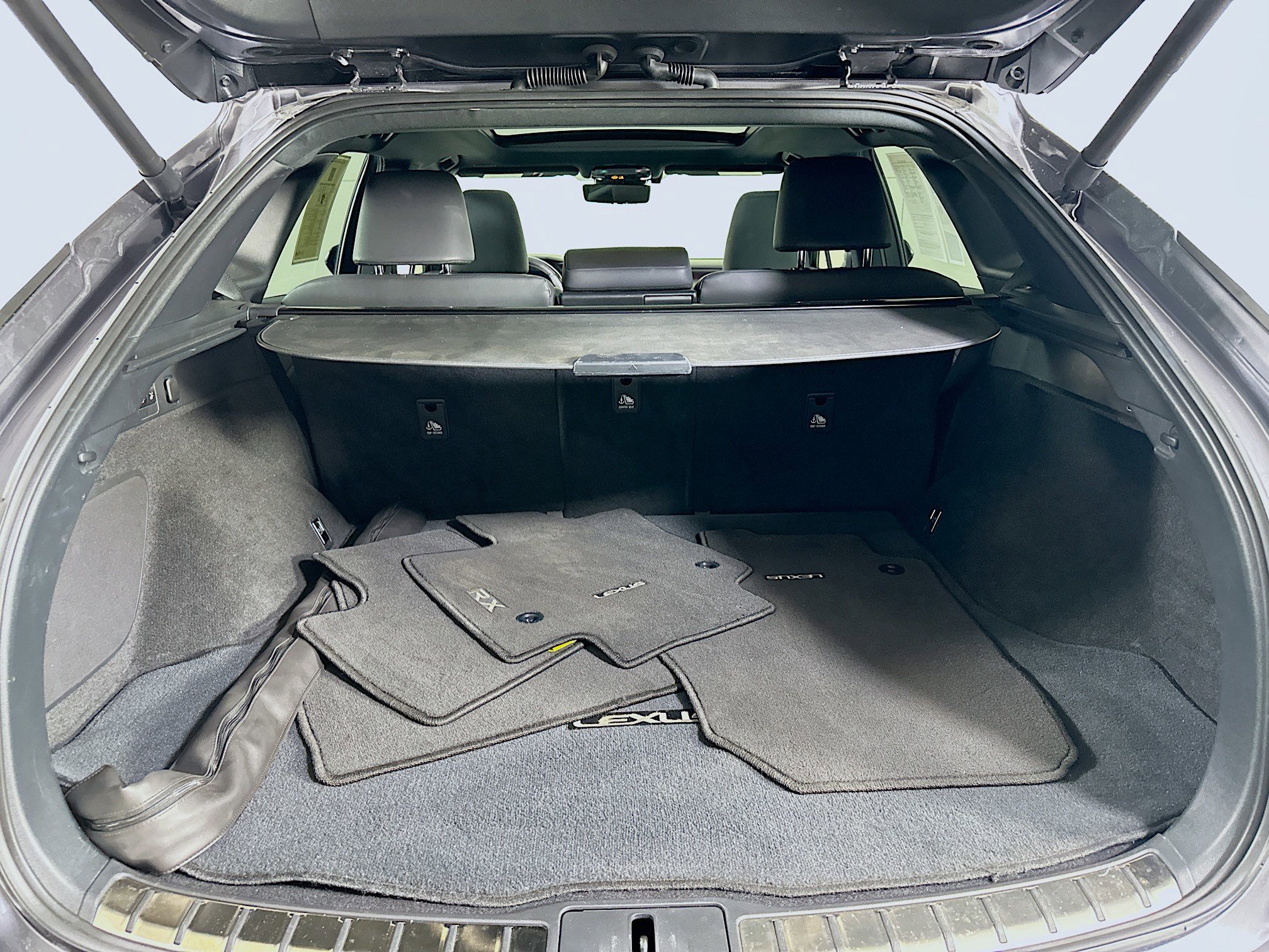 Used 2023 Lexus RX 350 Premium Plus w/ Cold Area Package image 28