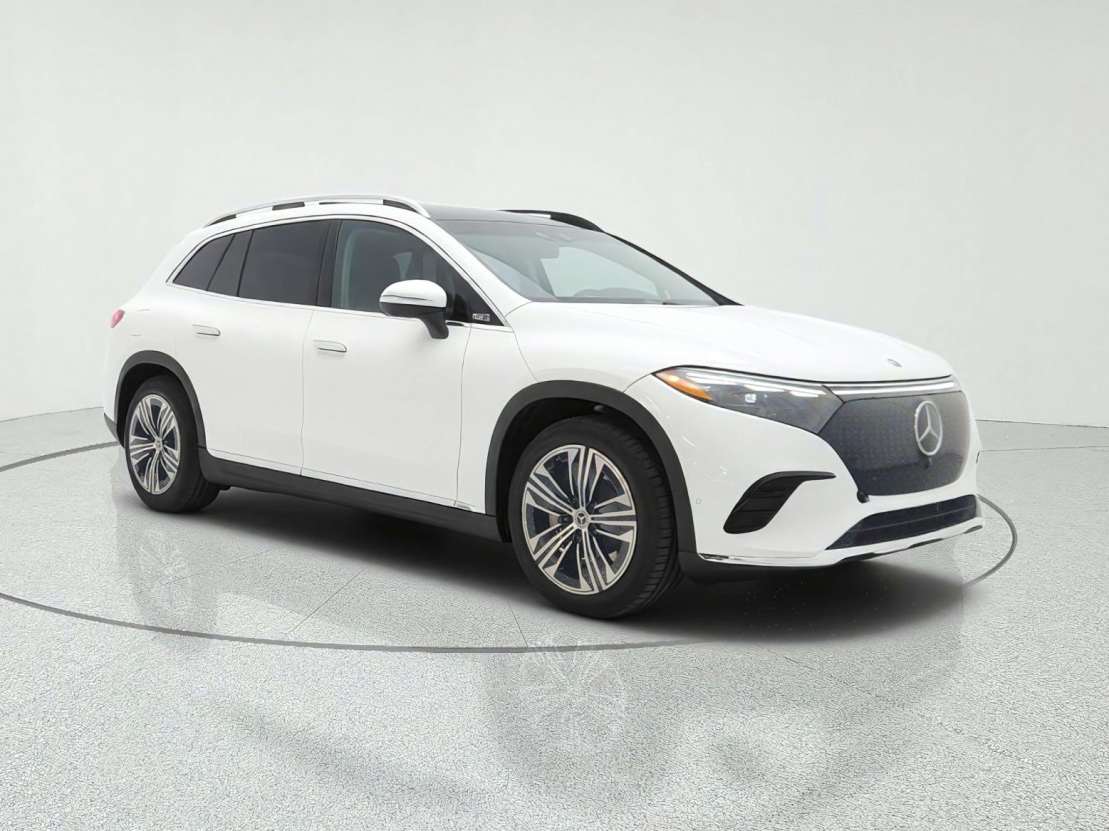 New 2027 Mercedes-Benz EQS 400 4MATIC SUV image 3