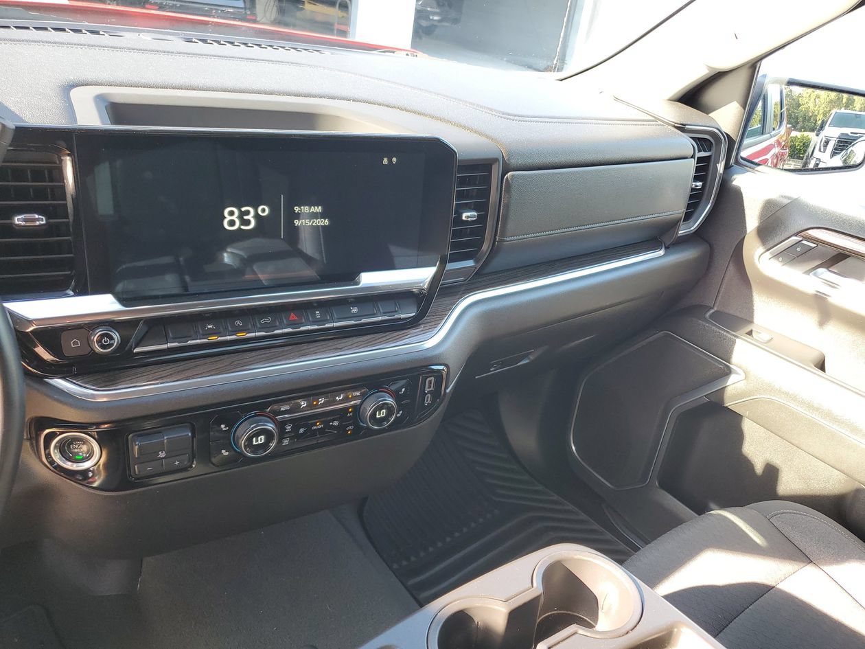 Used 2025 Chevrolet Silverado 1500 LT RWD image 27