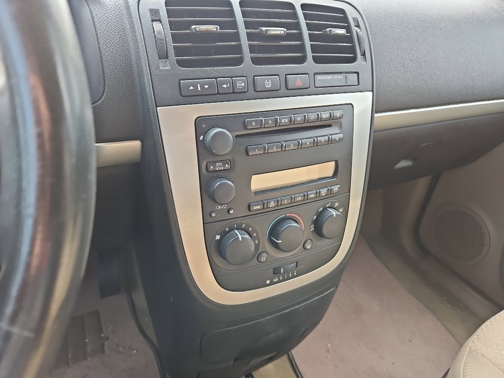 Used 2006 Pontiac Montana SV6 w/ Convenience Package FWD image 12
