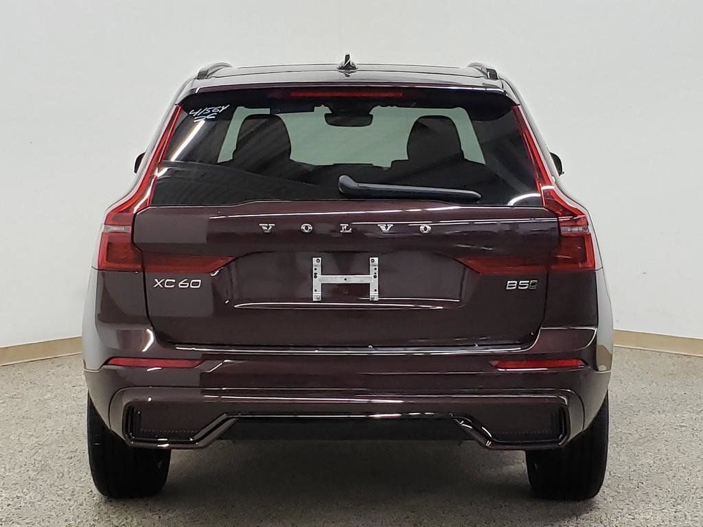 New 2026 Volvo XC60 B5 Core w/ Protection Package Premier AWD/4WD image 4