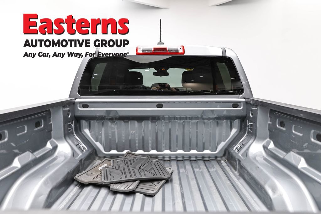 Used 2024 Chevrolet Colorado W/T image 9