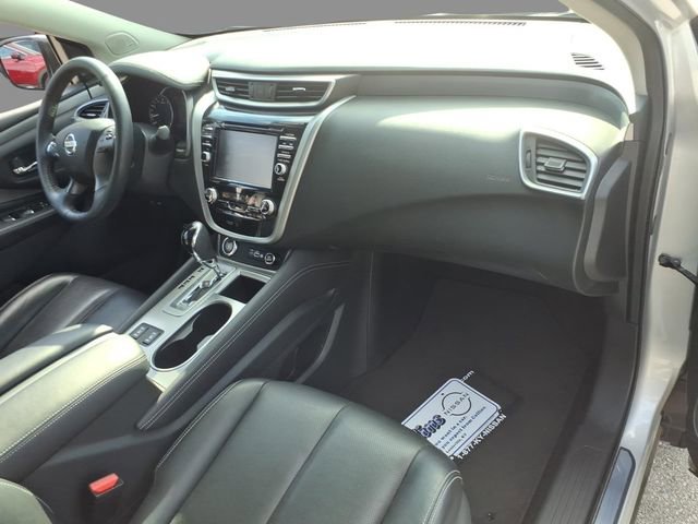 Used 2020 Nissan Murano SL w/ Moonroof Package image 13