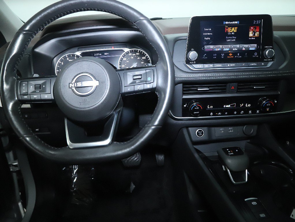 Certified 2023 Nissan Rogue SV w/ SV Premium B Package AWD/4WD image 33