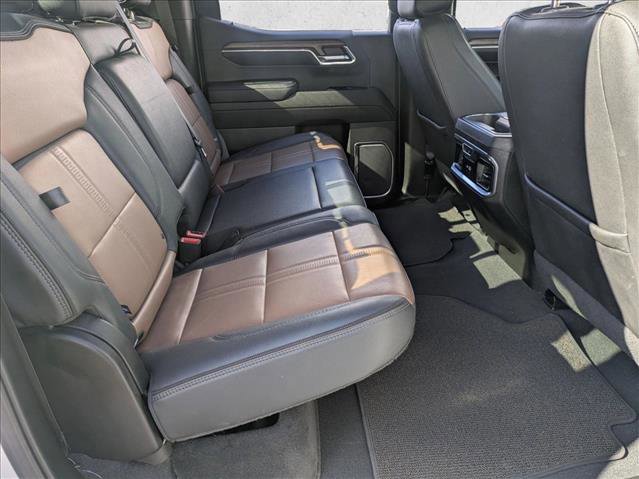 Certified 2023 Chevrolet Silverado 1500 High Country w/ Technology Package image 18