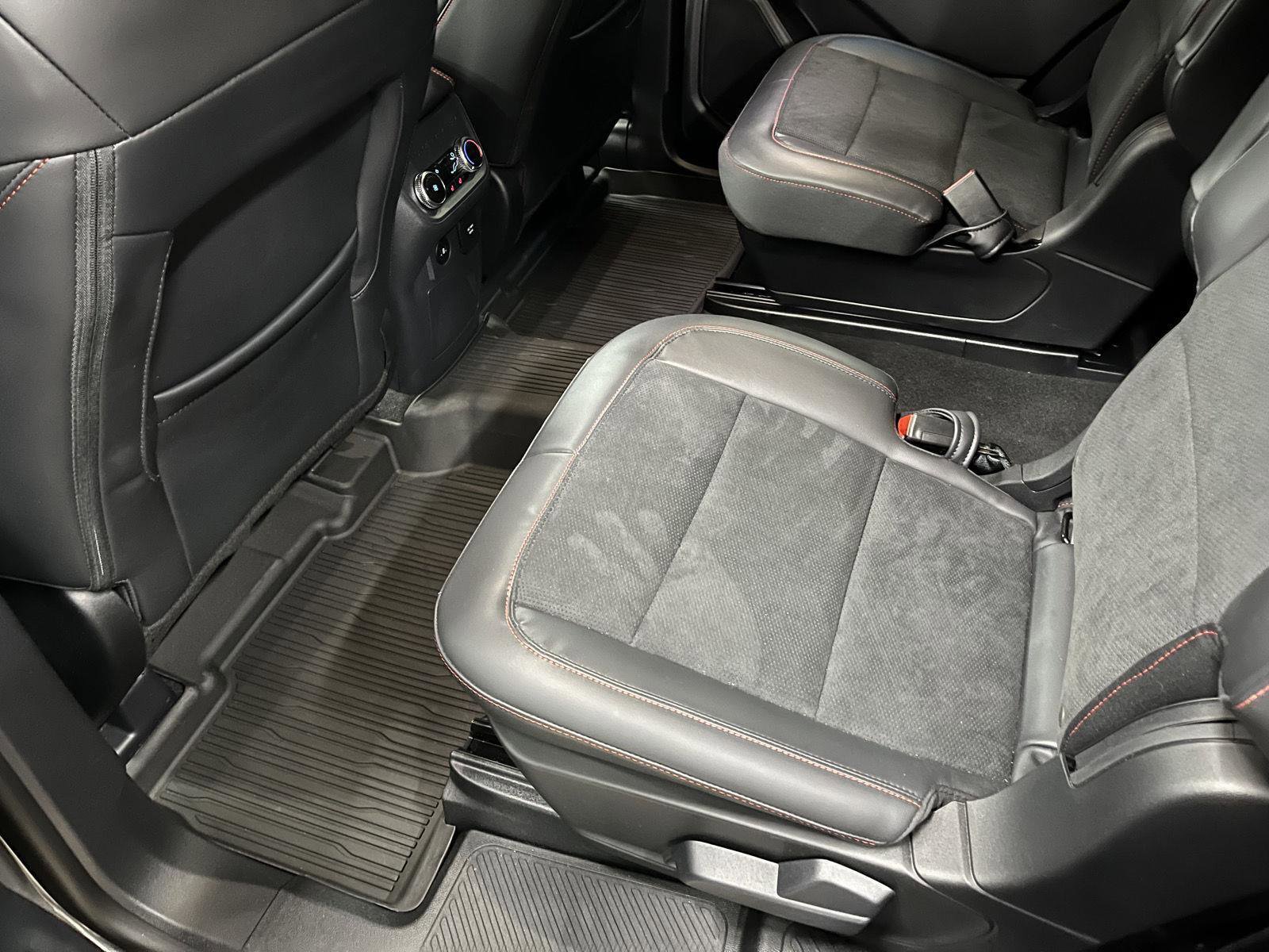 Used 2026 Ford Explorer ST w/ Sun And Sound Package image 15