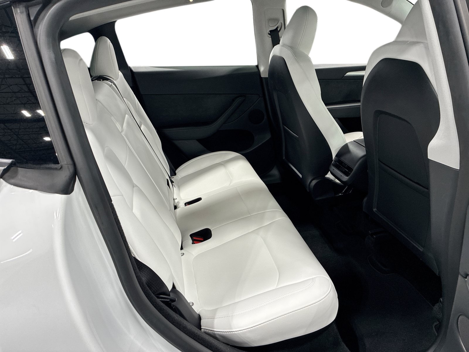 Certified 2023 Tesla Model Y Long Range AWD/4WD image 11