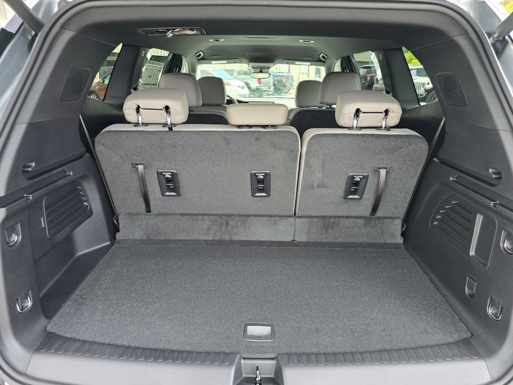 New 2026 GMC Acadia Elevation w/ Black Edition AWD/4WD image 14