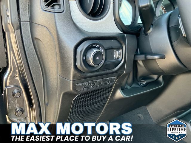 Used 2024 Jeep Wrangler Sport S image 25