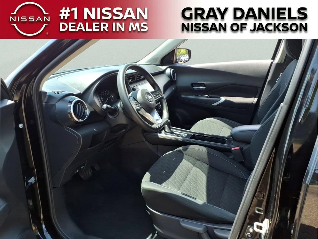 Used 2021 Nissan Kicks SV FWD image 24