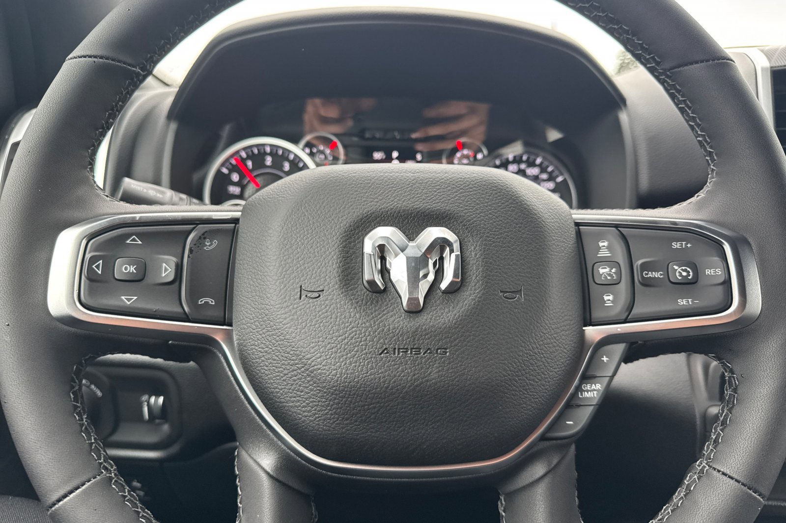 New 2026 RAM 1500 4WD 4D Crew Cab Big Horn/Lone image 21