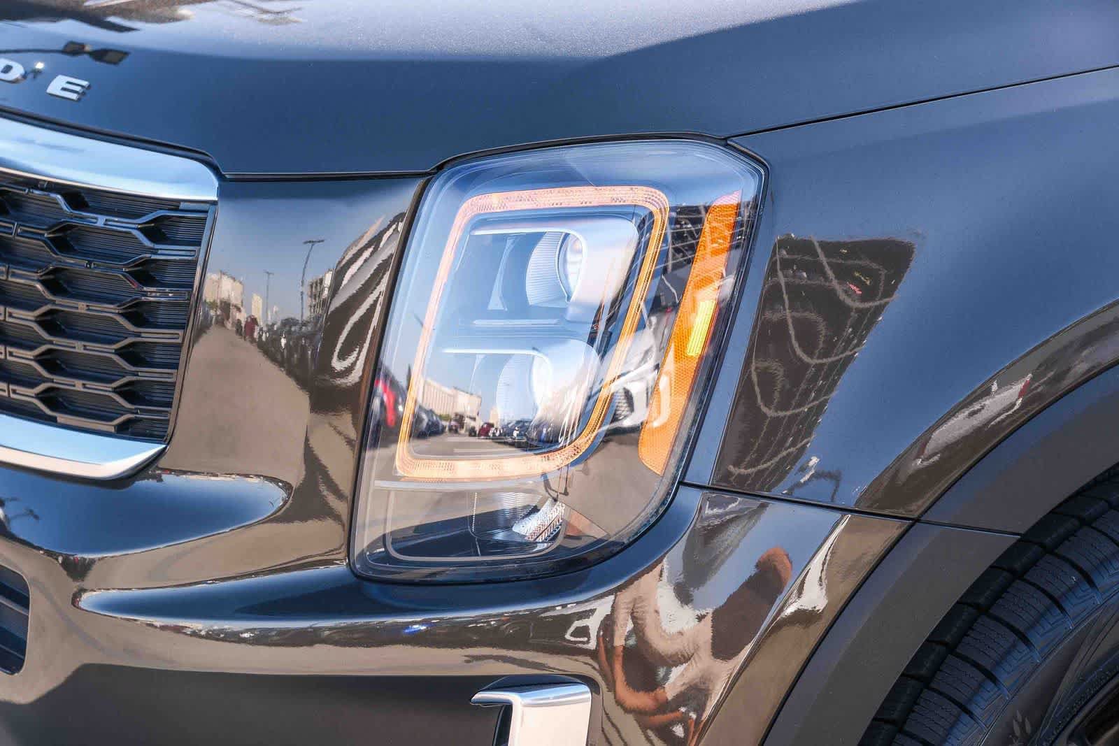 Used 2022 Kia Telluride SX FWD image 12