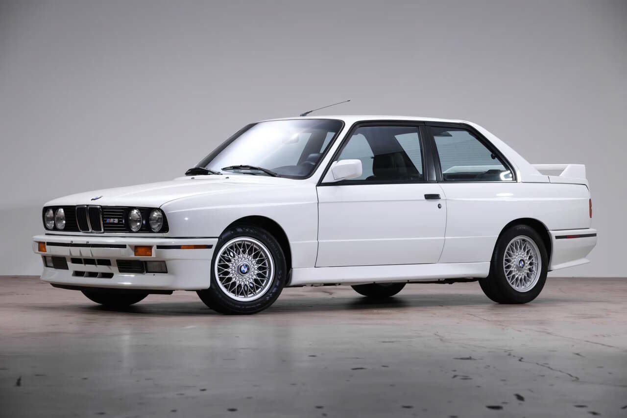 Used 1988 BMW M3 Coupe RWD image 3