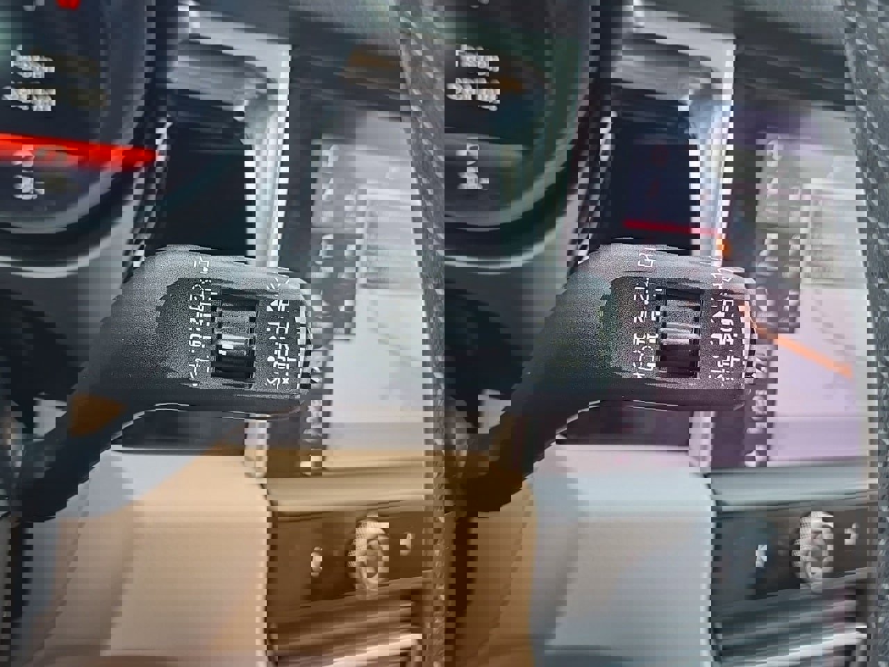 Used 2024 Porsche Macan image 22