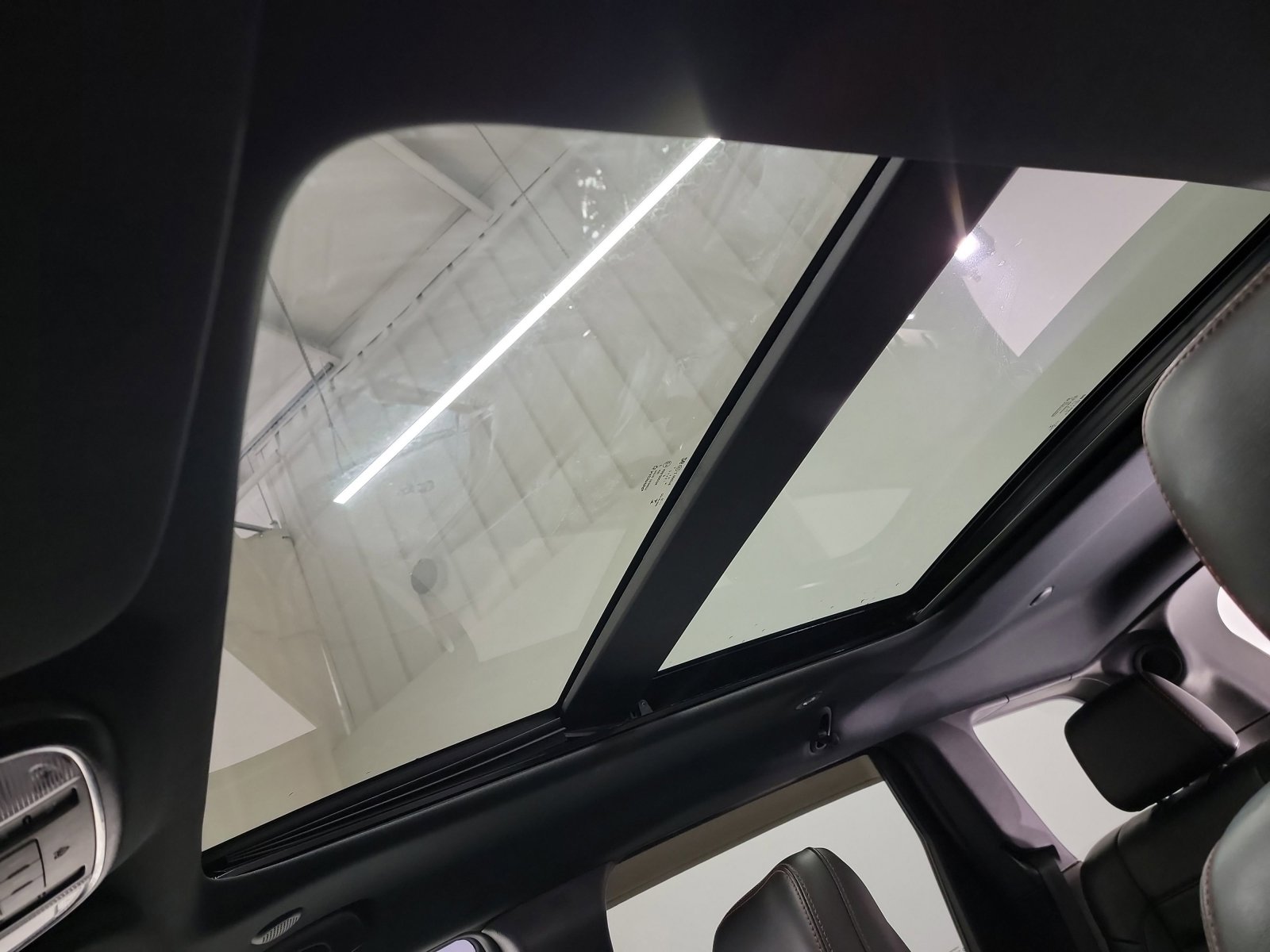 Used 2021 Jeep Grand Cherokee Trailhawk w/ Trailhawk Luxury Group image 22