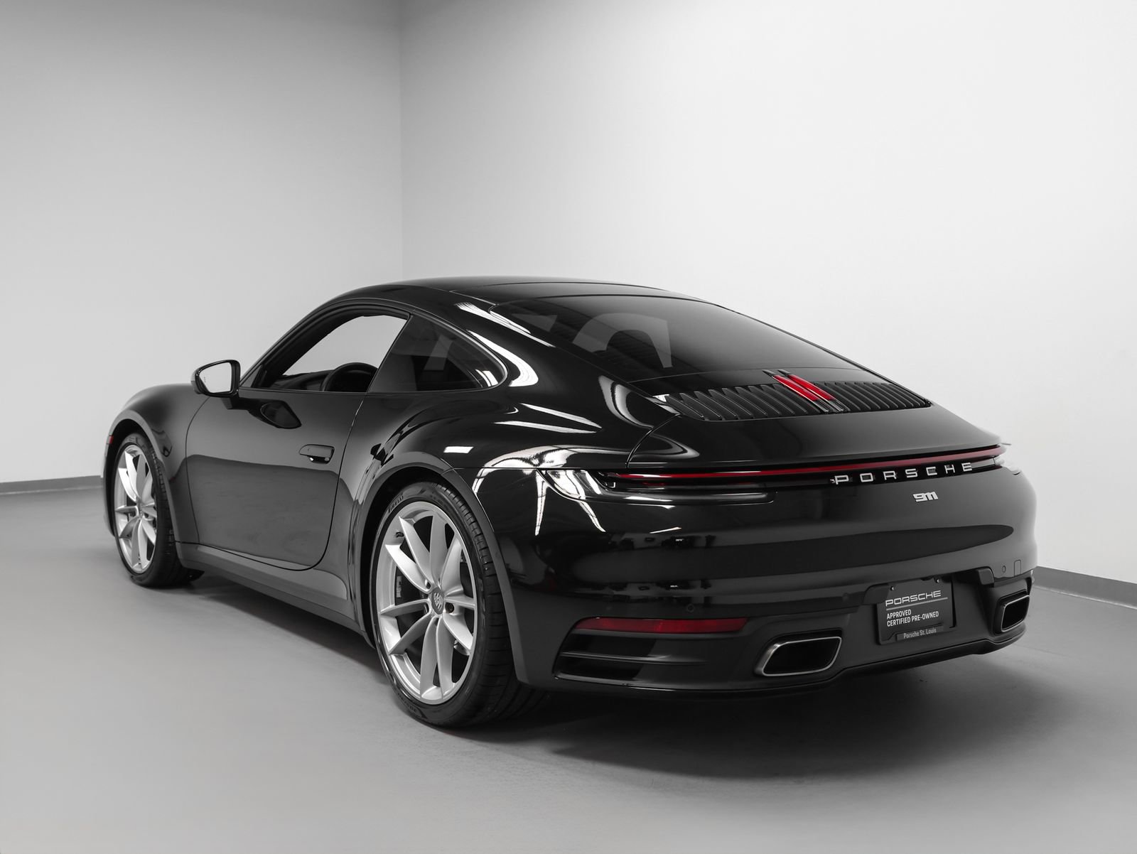 Certified 2022 Porsche 911 Carrera RWD image 3