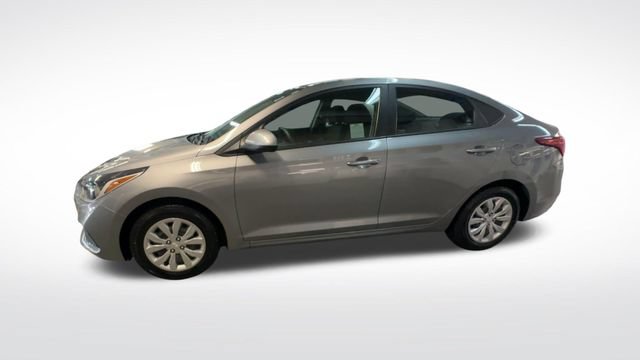 Used 2022 Hyundai Accent SE FWD image 6