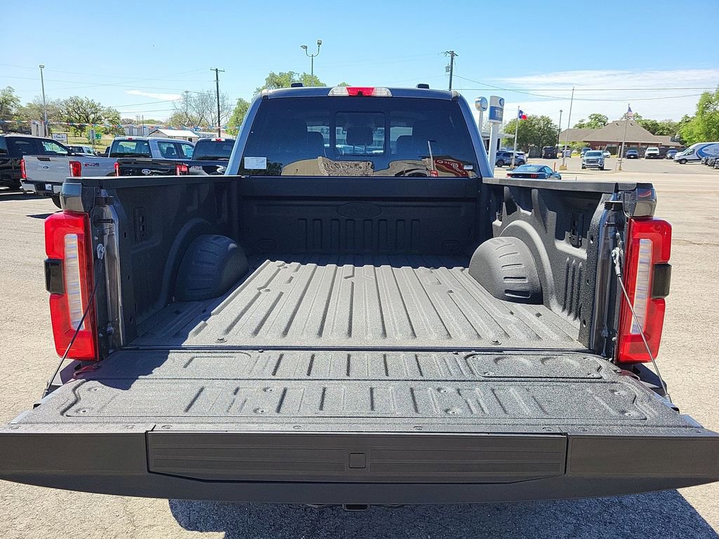 New 2026 Ford F250 Lariat w/ Black Appearance Package AWD/4WD image 20