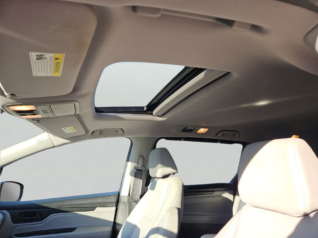 Used 2018 Honda Odyssey EX-L image 15