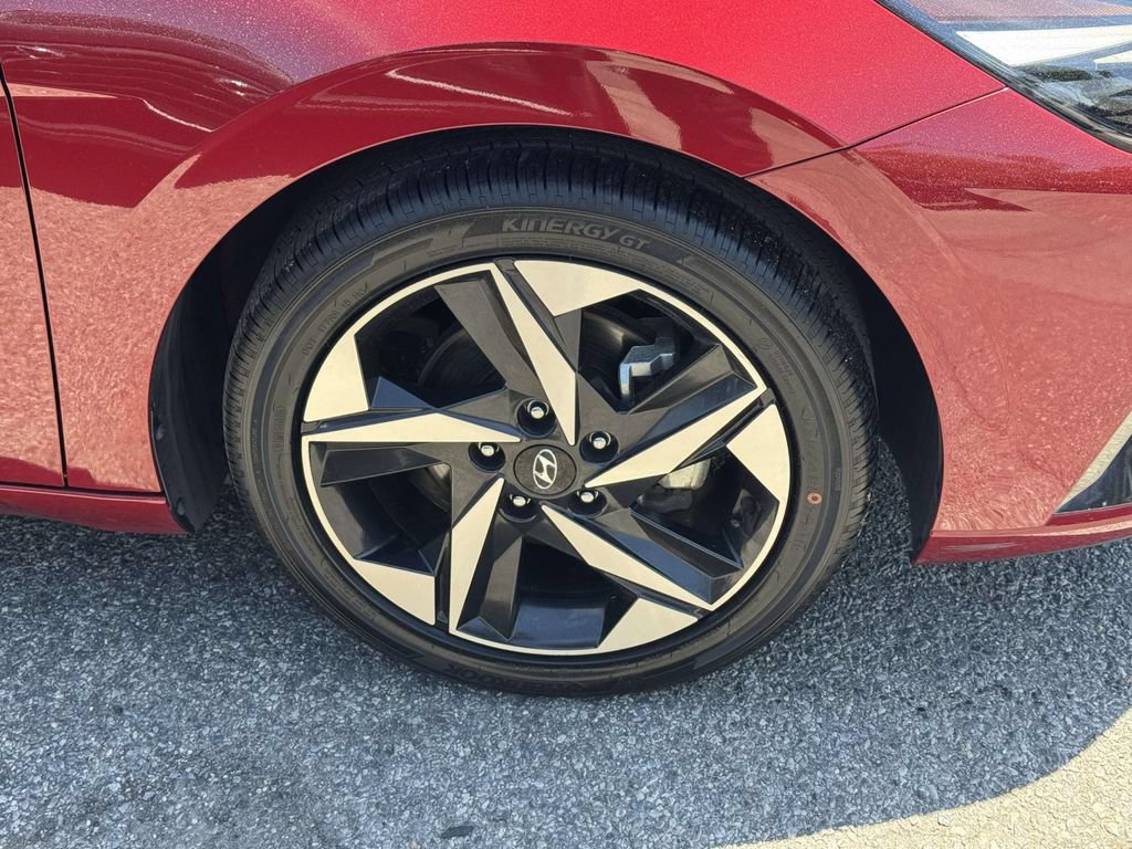 Certified 2023 Hyundai Elantra Limited FWD image 10