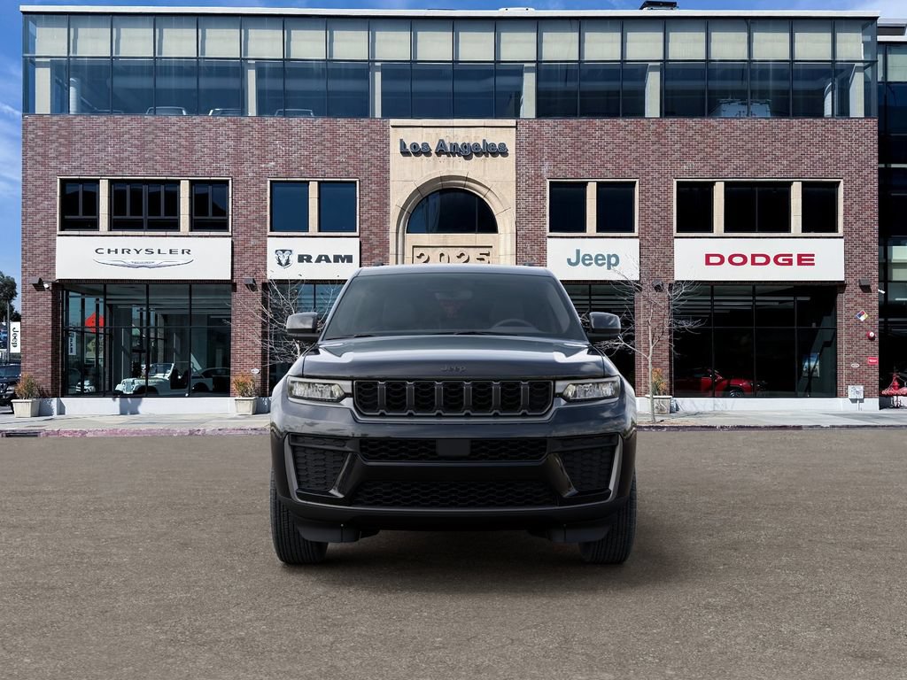 New 2026 Jeep Grand Cherokee Altitude RWD image 6