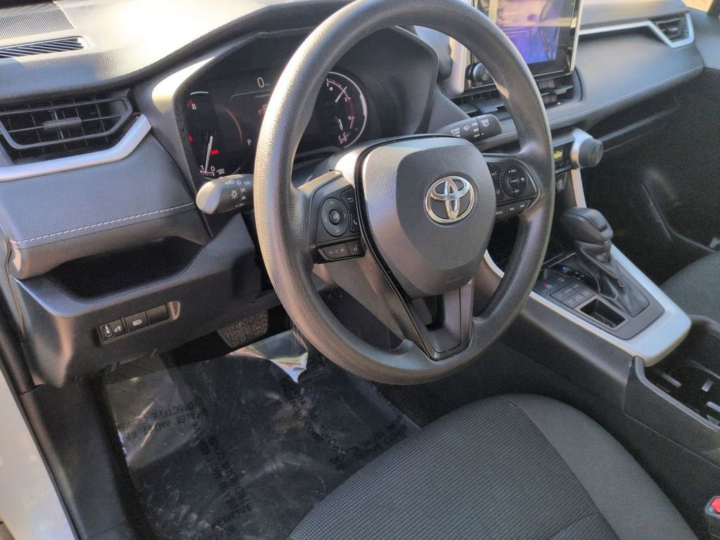 Used 2024 Toyota RAV4 LE image 11